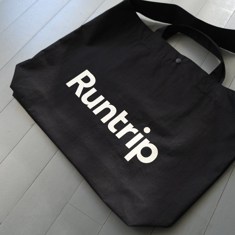 Runtrip TASUKI TOTE BAG (Black)