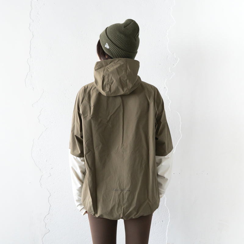 THE RUNNING JACKET by Runtrip Pull Over Limited Model (Khaki)