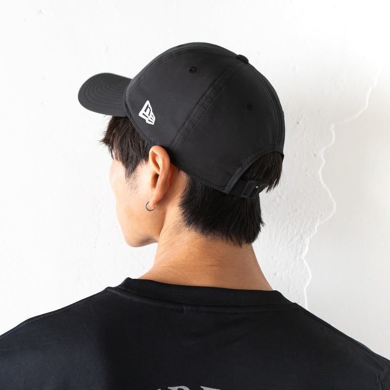 NEW ERA × Runtrip 9TWENTY Rt Logo Cap (Black)