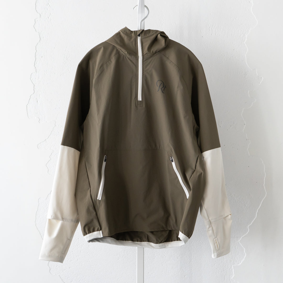 Runtrip ランニングジャケット Mサイズ ベージュ　RUNNING 今年もRuntripのオリジナルランニングジャケットが登場！ ランナーの