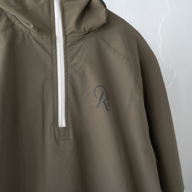 THE RUNNING JACKET by Runtrip Pull Over Limited Model (Khaki)