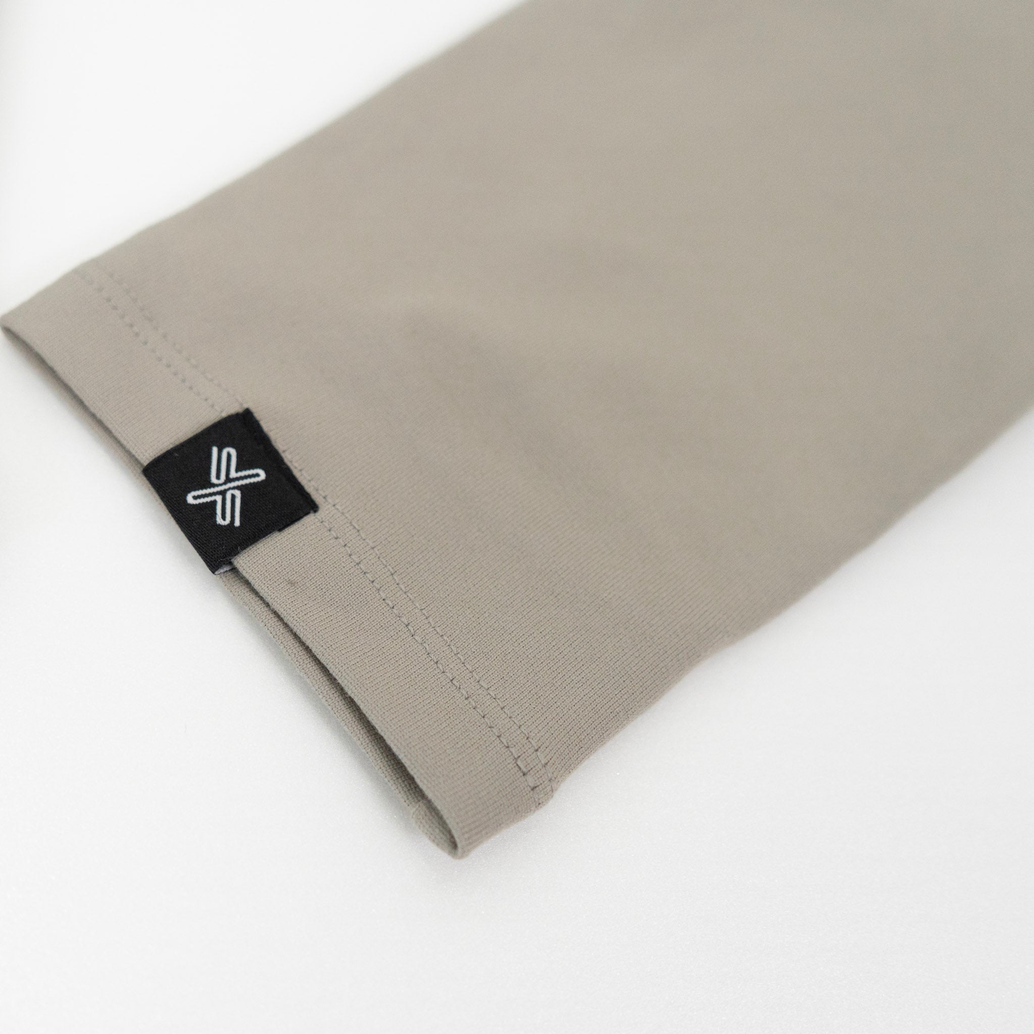 XEXYMIX コットンライク指穴付き Long-Sleeve Tee