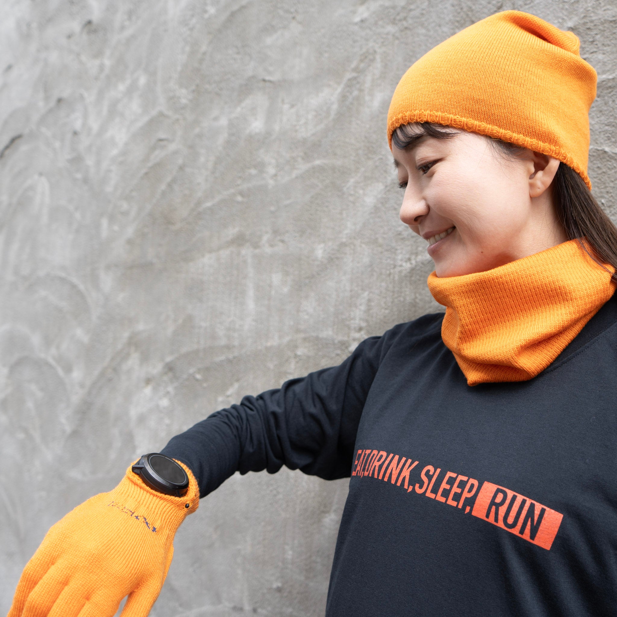 R×L｜メリノグローブ ミッドG / Runtripコラボ限定カラー (Orange × Navy)