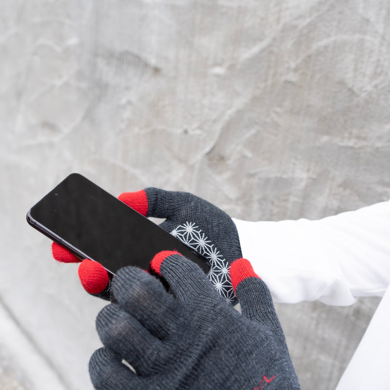 R×L｜メリノグローブ ミッドG / Runtripコラボ限定カラー (Charcoal × Red)