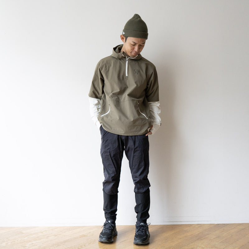 THE RUNNING JACKET by Runtrip Pull Over Limited Model (Khaki)