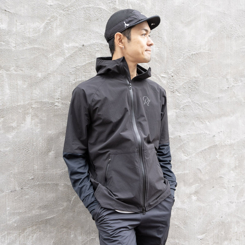 THE RUNNING JACKET by Runtrip Full Zip (Black)