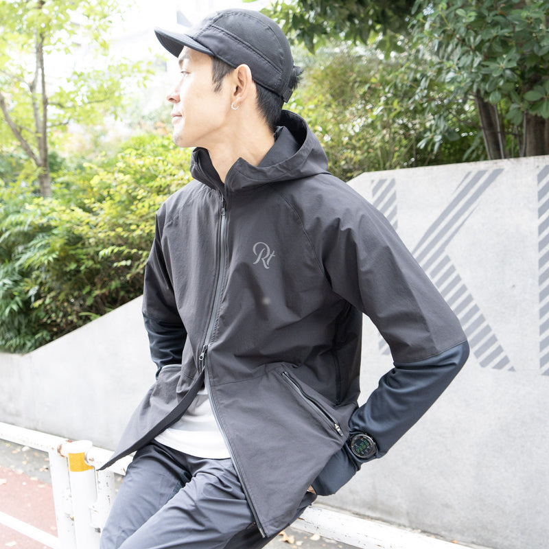 THE RUNNING JACKET by Runtrip Full Zip (Black)