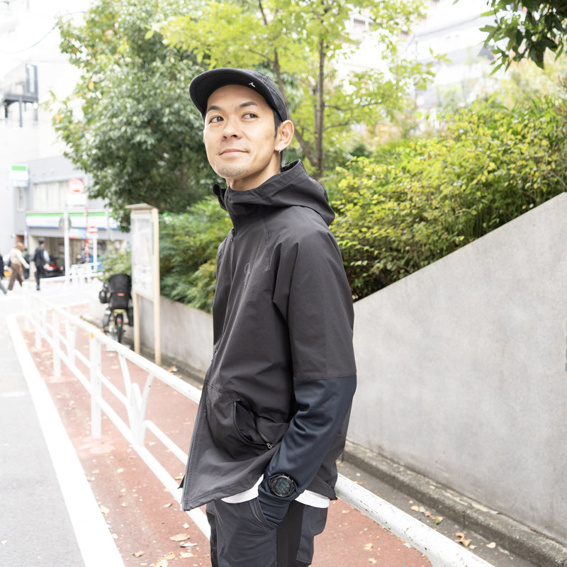THE RUNNING JACKET by Runtrip Full Zip (Black)