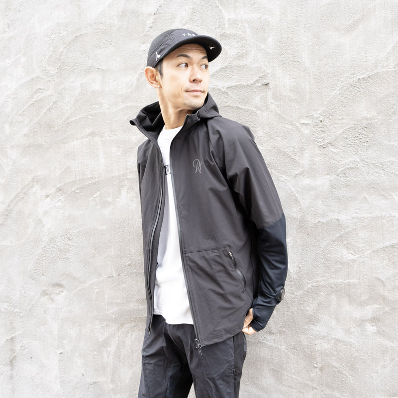 THE RUNNING JACKET by Runtrip Full Zip (Black)