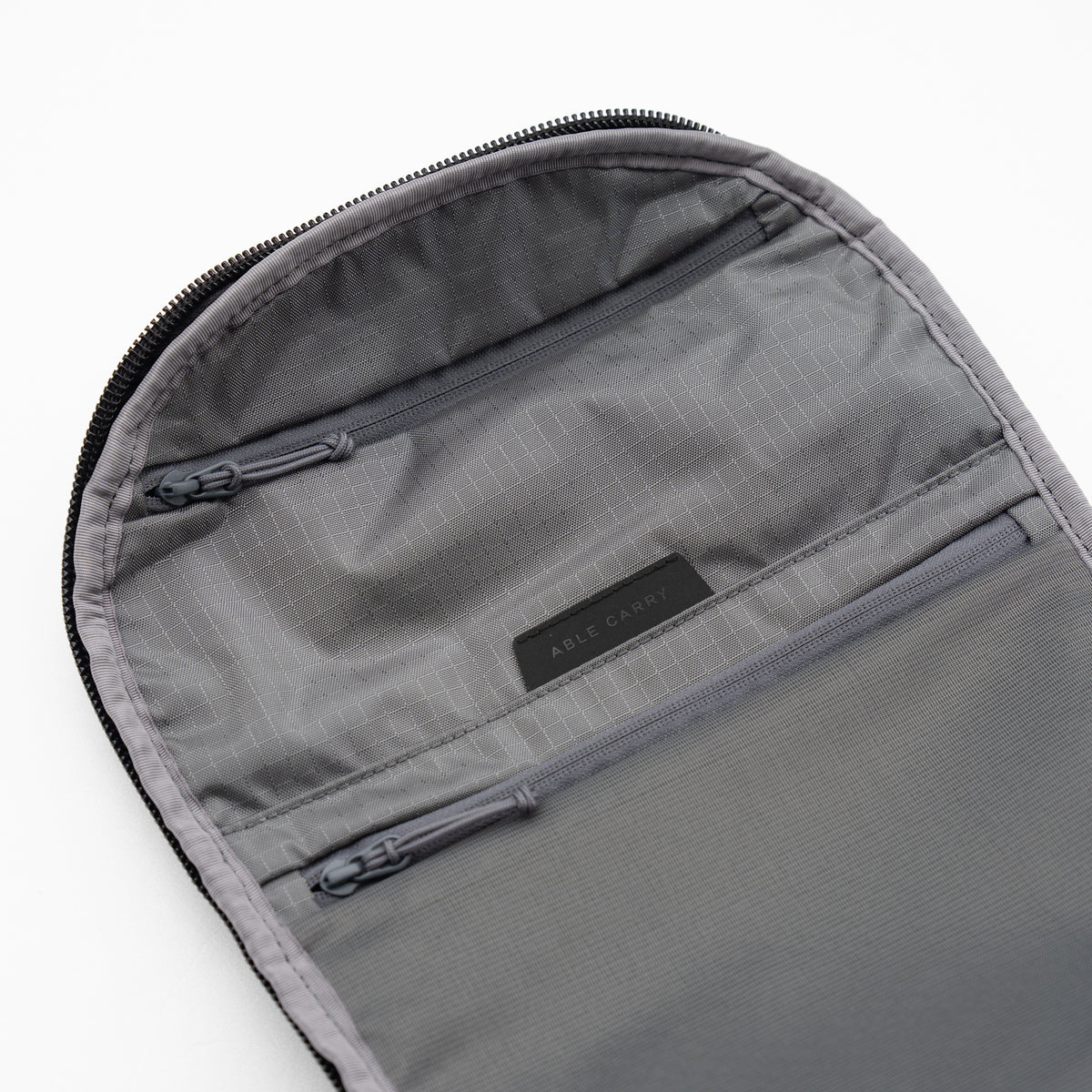 ABLE CARRY Max Backpack（Ripstop Black）