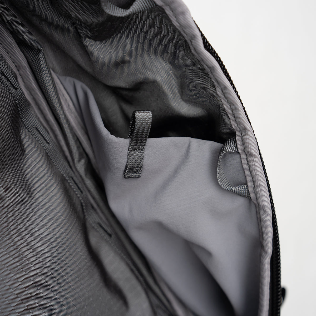 ABLE CARRY Max Backpack（Ripstop Black）
