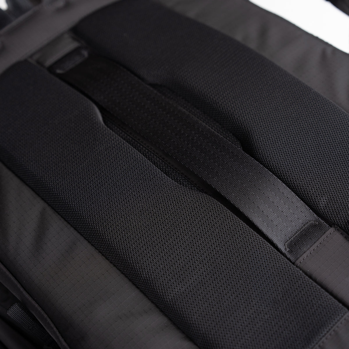 ABLE CARRY Max Backpack（Ripstop Black）