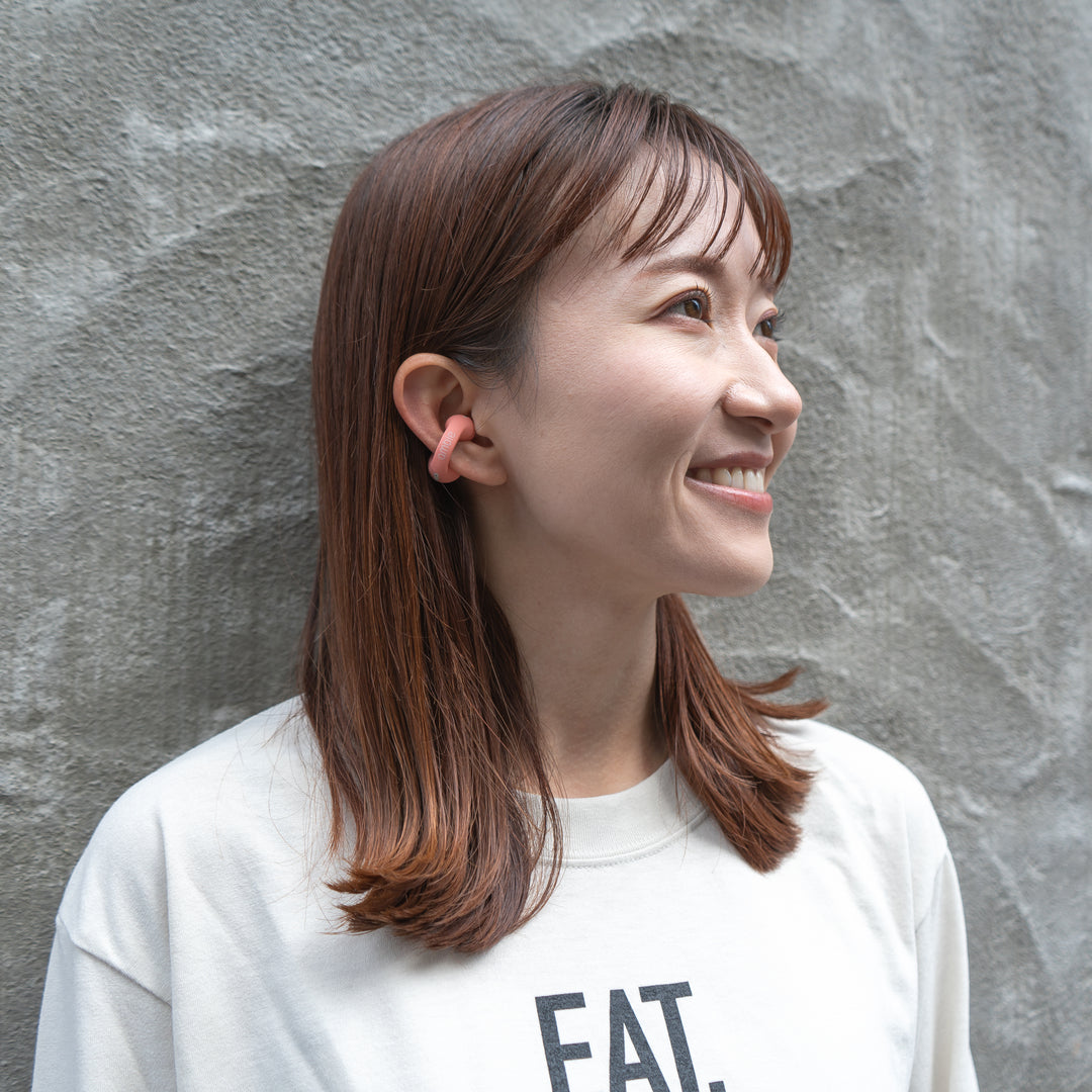ambie sound earcuffs New Model｜耳をふさがない完全ワイヤレス