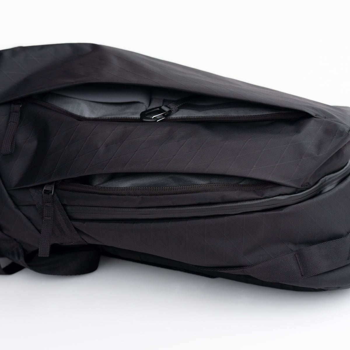 ABLE CARRY Daily Plus（X-Pac Black）