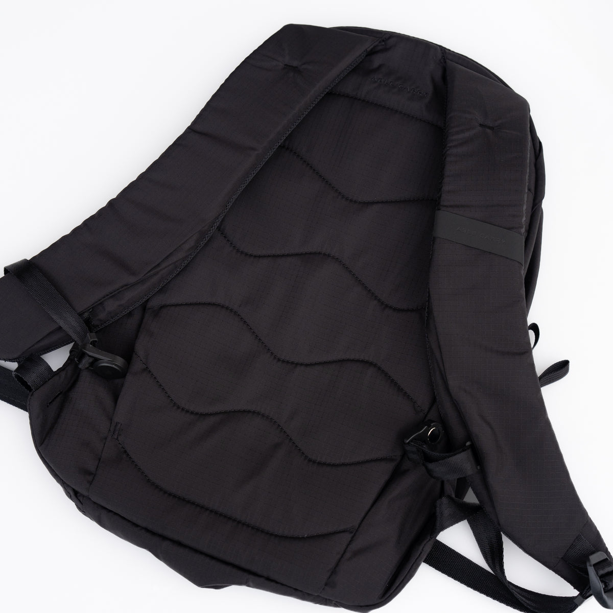 ABLE CARRY Thirteen Daybag（Ripstop Black）