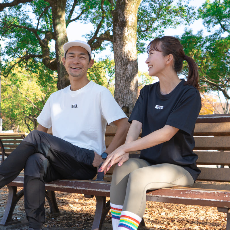 EAT DRINK SLEEP RUN / “STREET” RUN. FIELDSENSOR 秒乾 Tee (Black)