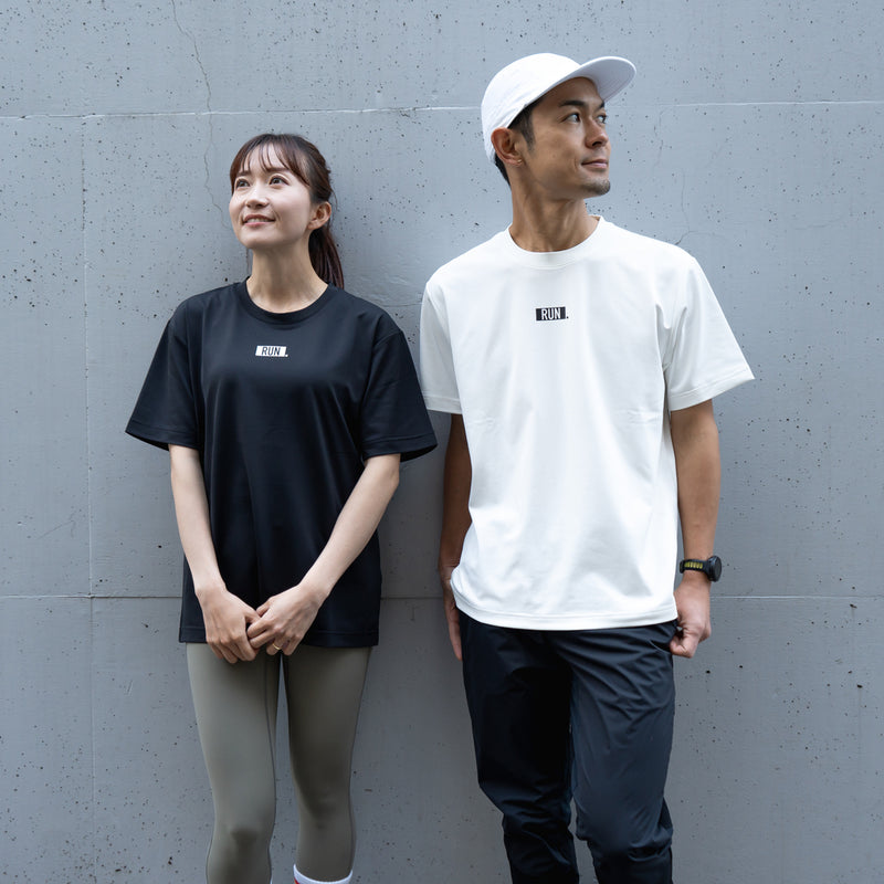 EAT DRINK SLEEP RUN / “STREET” RUN. FIELDSENSOR 秒乾 Tee (Black)