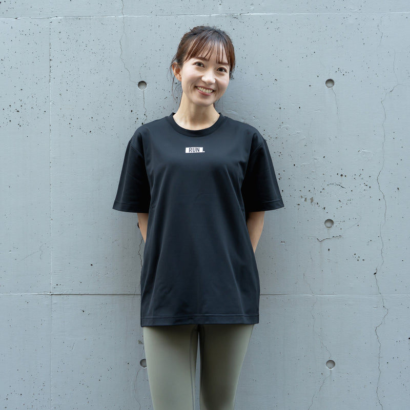 EAT DRINK SLEEP RUN / “STREET” RUN. FIELDSENSOR 秒乾 Tee (Black)