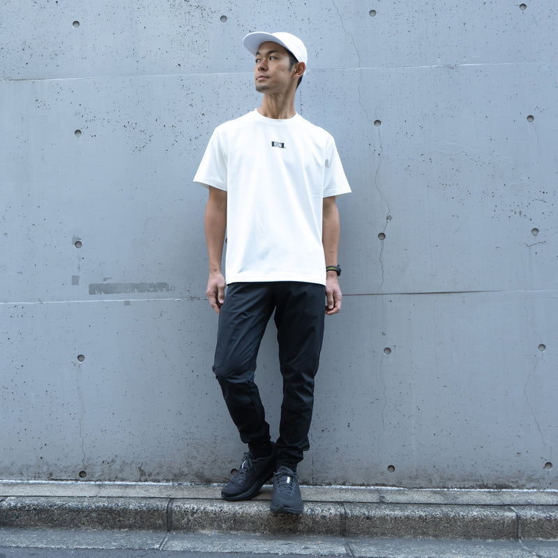 EAT DRINK SLEEP RUN / “STREET” RUN. FIELDSENSOR 秒乾 Tee (White)