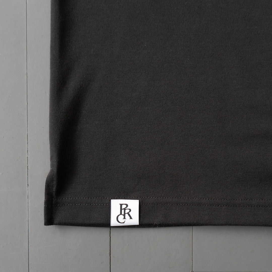 Runtrip × PROGRESS RUNNING CLUB Rt Logo Tee