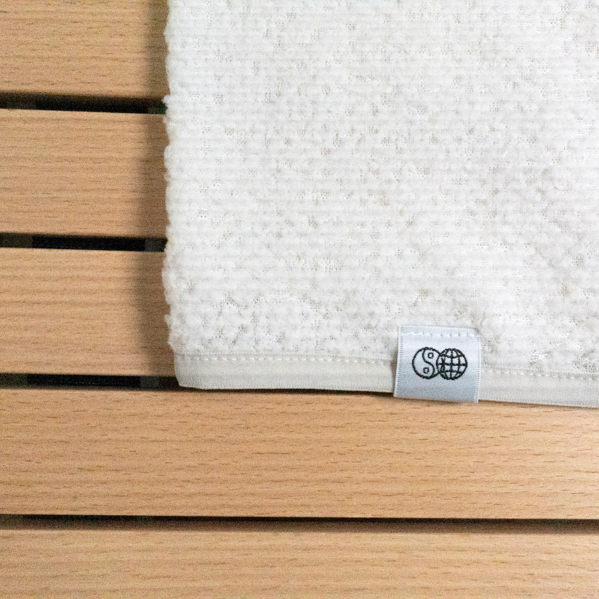 CHAOS AIR Neck Warmer