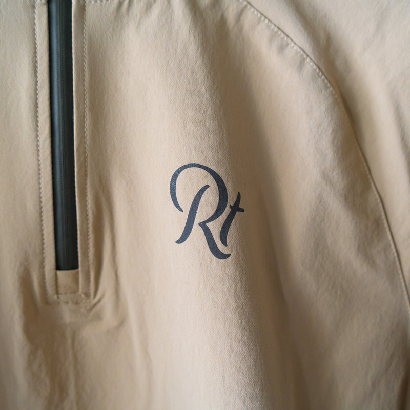 THE RUNNING JACKET by Runtrip Pull Over (Beige)