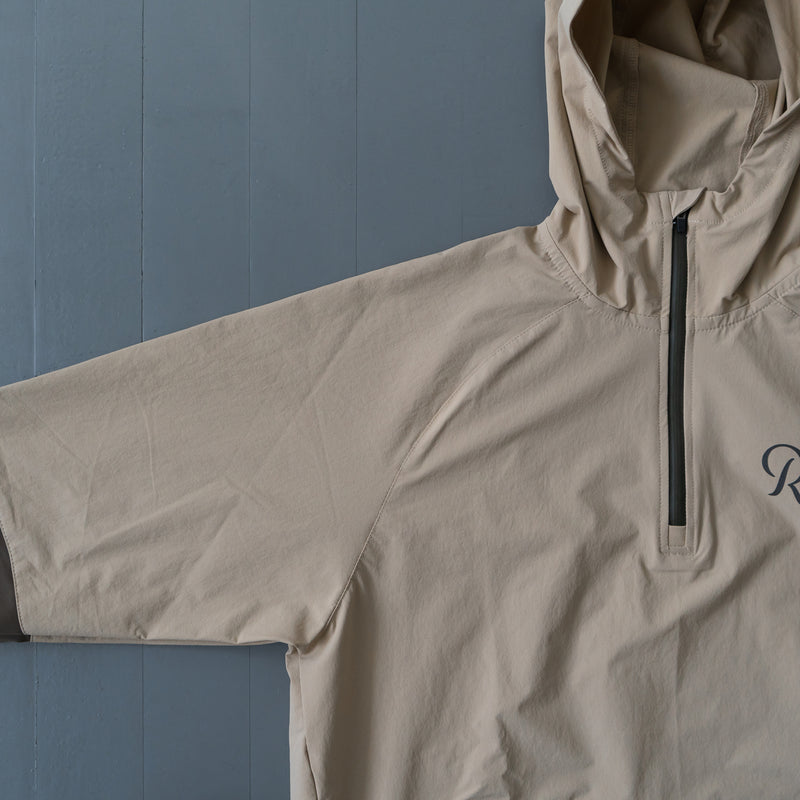 THE RUNNING JACKET by Runtrip Pull Over (Beige)