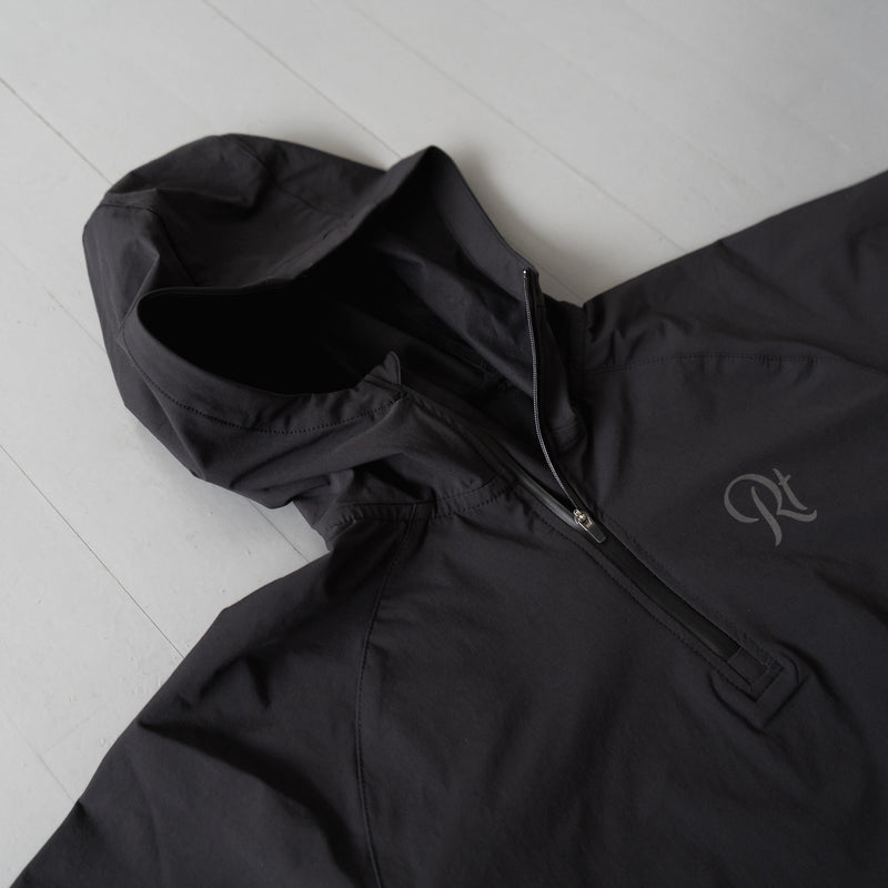 THE RUNNING JACKET by Runtrip Pull Over (Black)