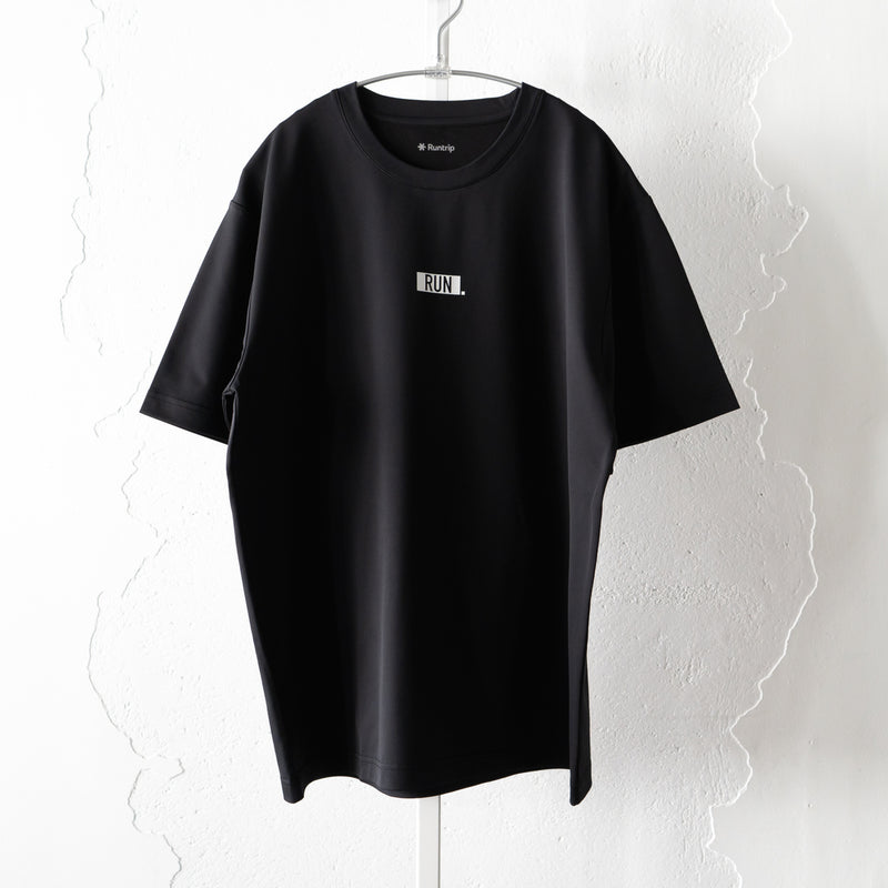 EAT DRINK SLEEP RUN / “STREET” RUN. FIELDSENSOR 秒乾 Tee (Black)