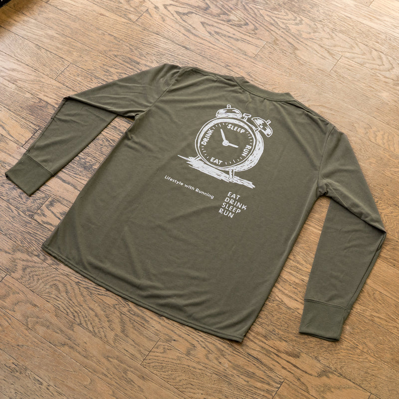 EAT DRINK SLEEP RUN “Eternal Runner Clock” Long-sleeve Tee