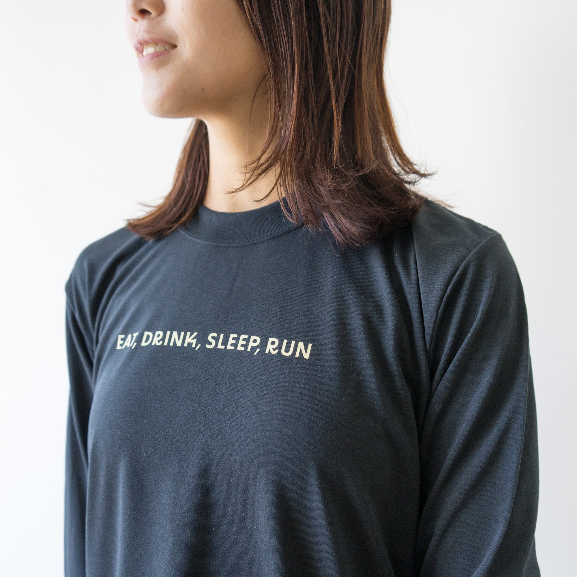 EAT DRINK SLEEP RUN “Eternal Runner Clock” Long-sleeve Tee