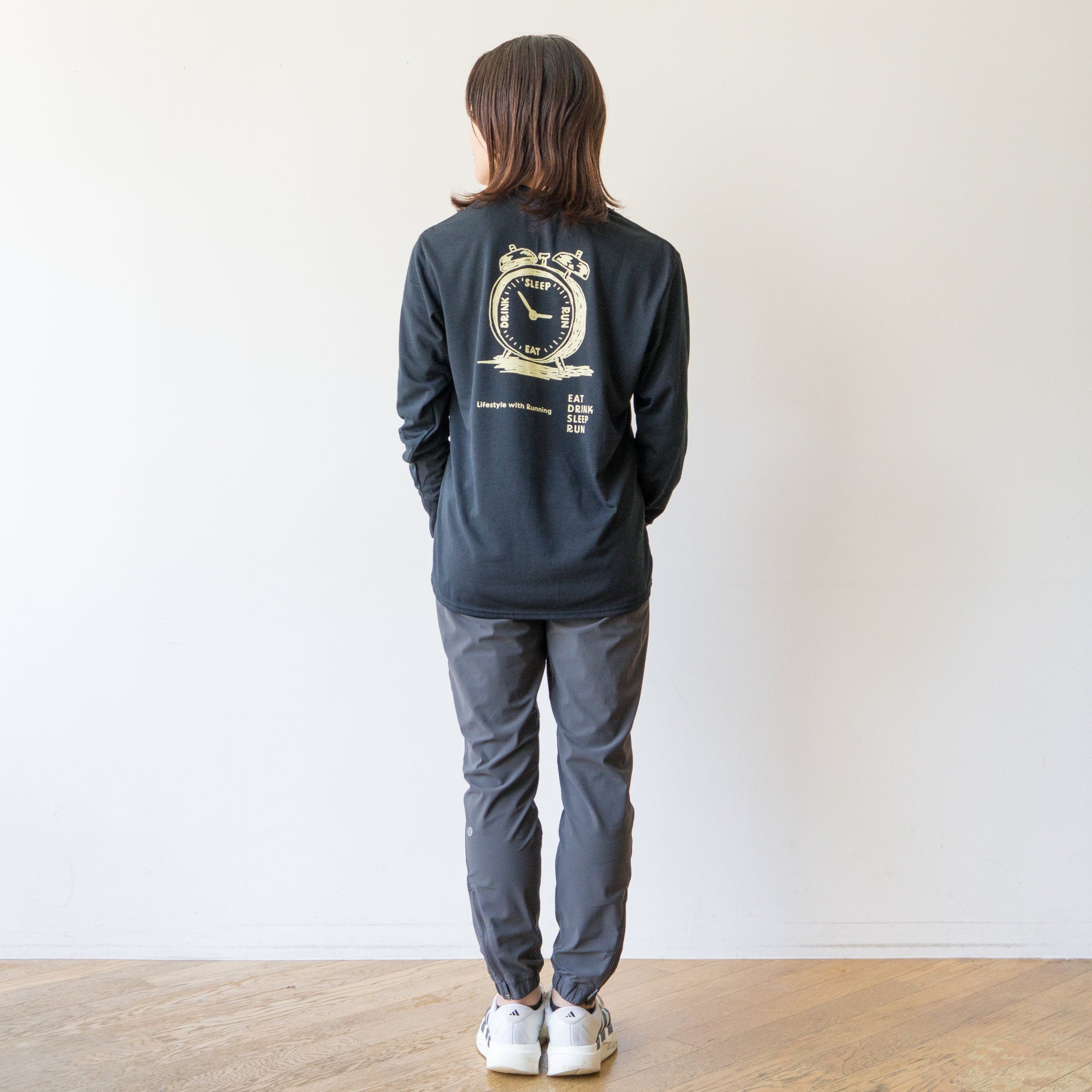 EAT DRINK SLEEP RUN “Eternal Runner Clock” Long-sleeve Tee