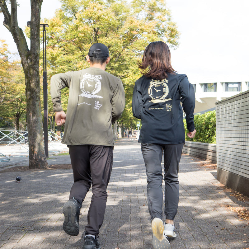 EAT DRINK SLEEP RUN “Eternal Runner Clock” Long-sleeve Tee
