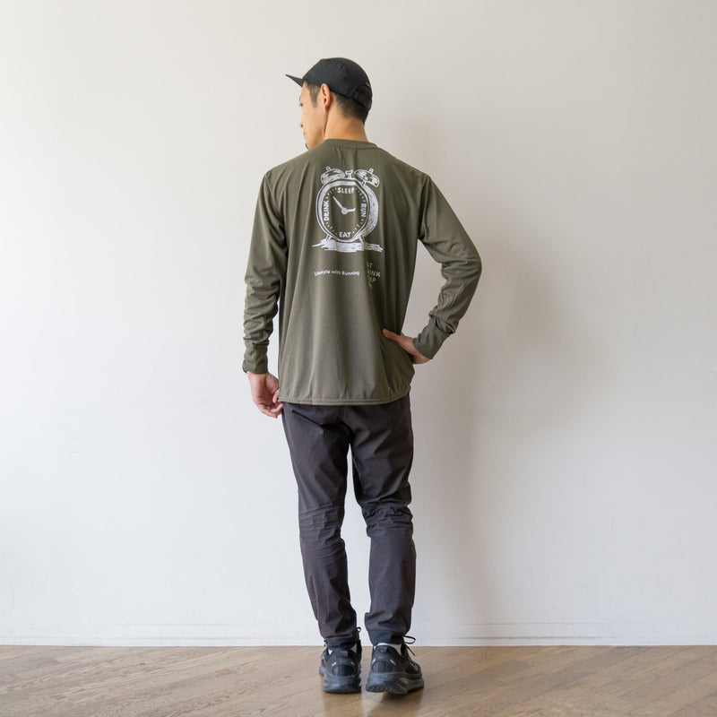 EAT DRINK SLEEP RUN “Eternal Runner Clock” Long-sleeve Tee
