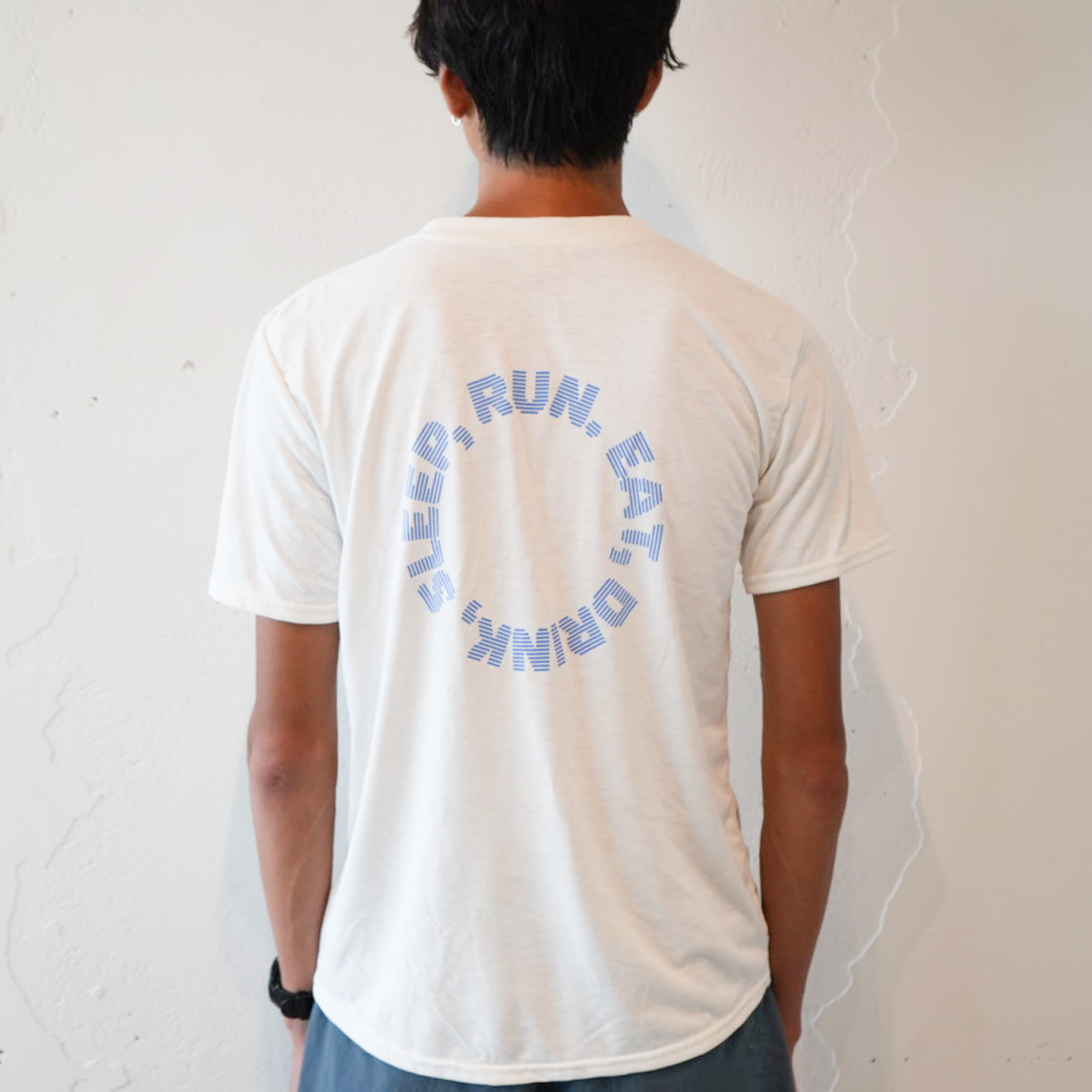 EAT DRINK SLEEP RUN / Circle Logo Tee Blue Logo (White)