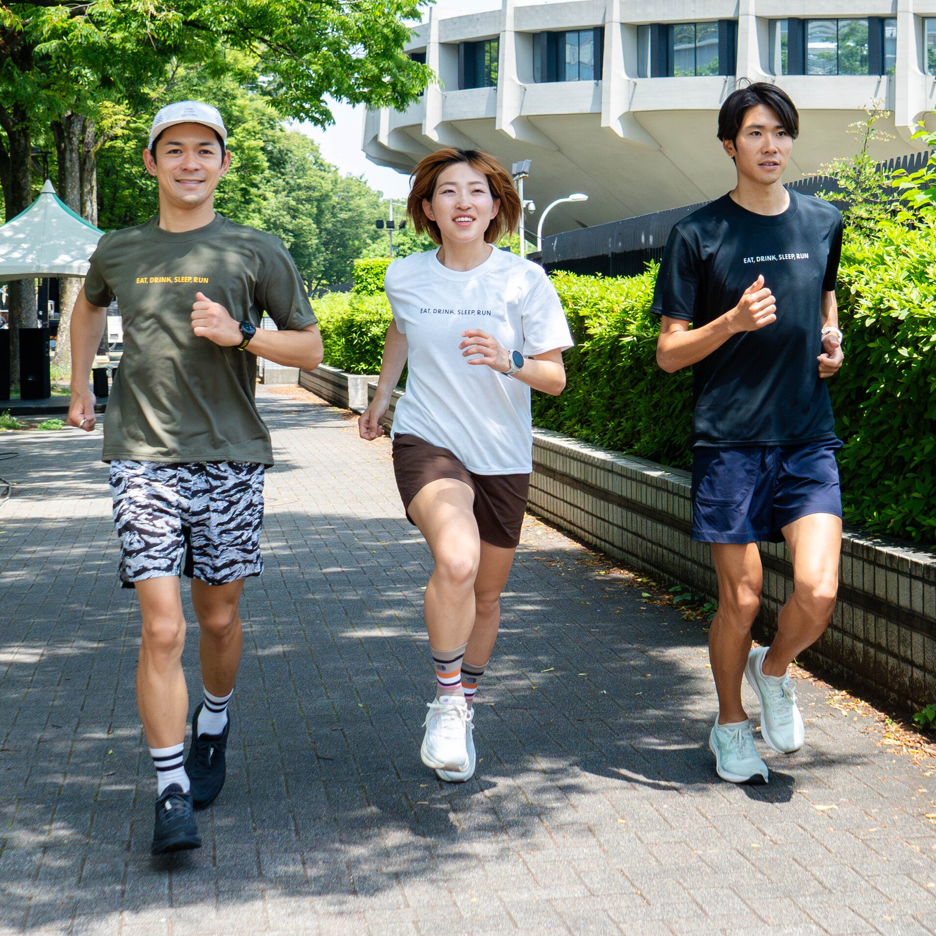 EAT DRINK SLEEP RUN “Eternal Runner Clock” Tee