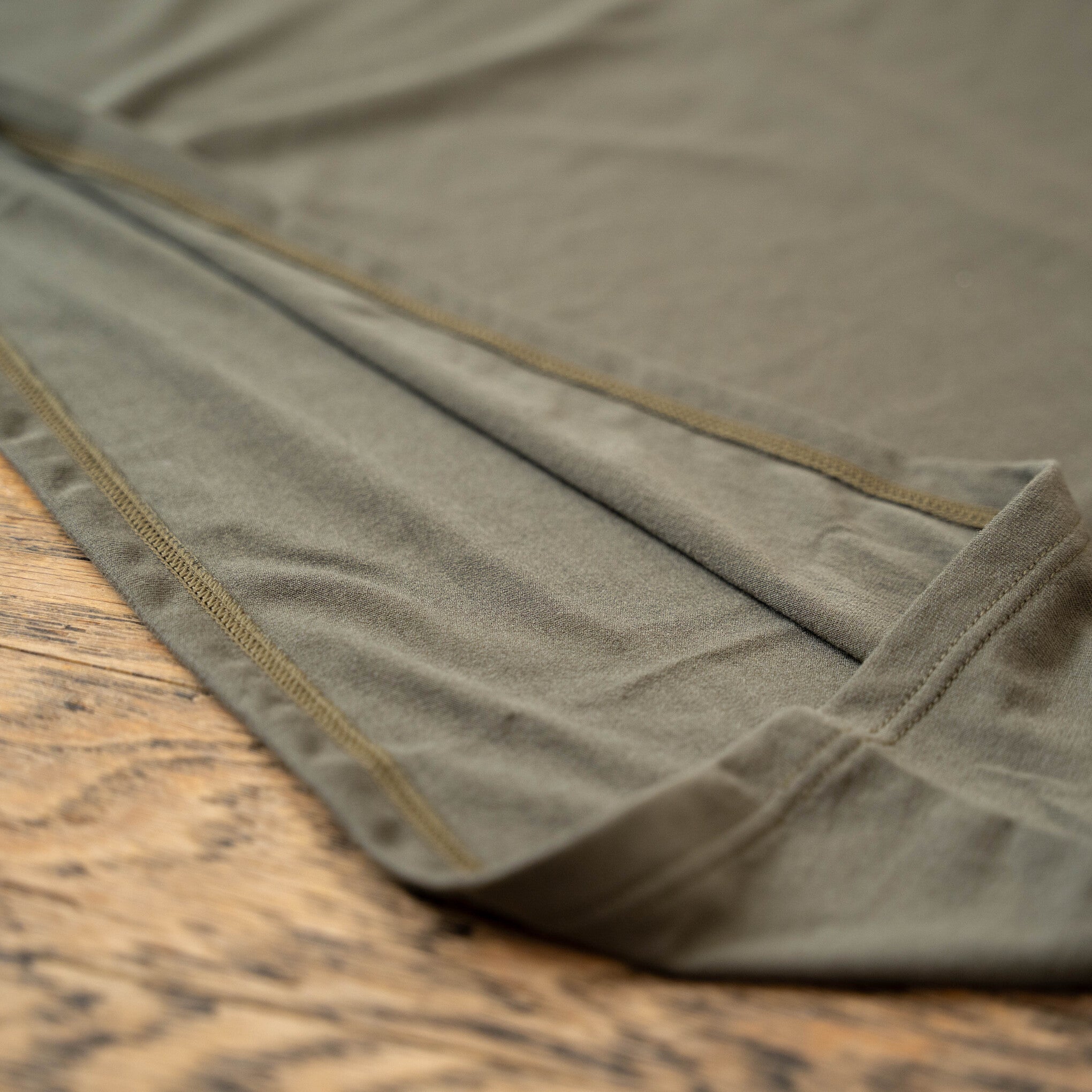 EAT DRINK SLEEP RUN “Eternal Runner Clock” Tee