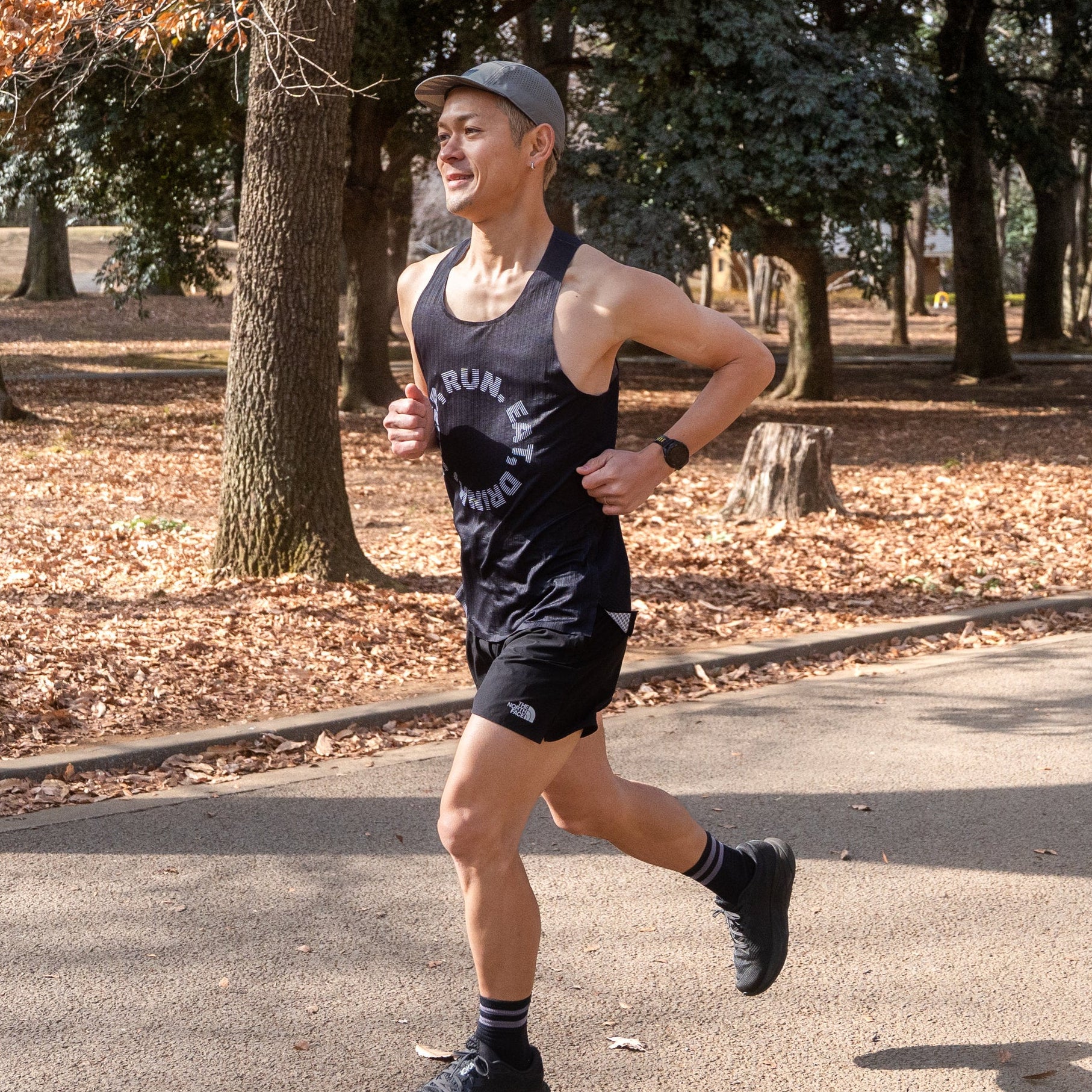 EAT DRINK SLEEP RUN / Circle Logo Performance Tank (Men’s)