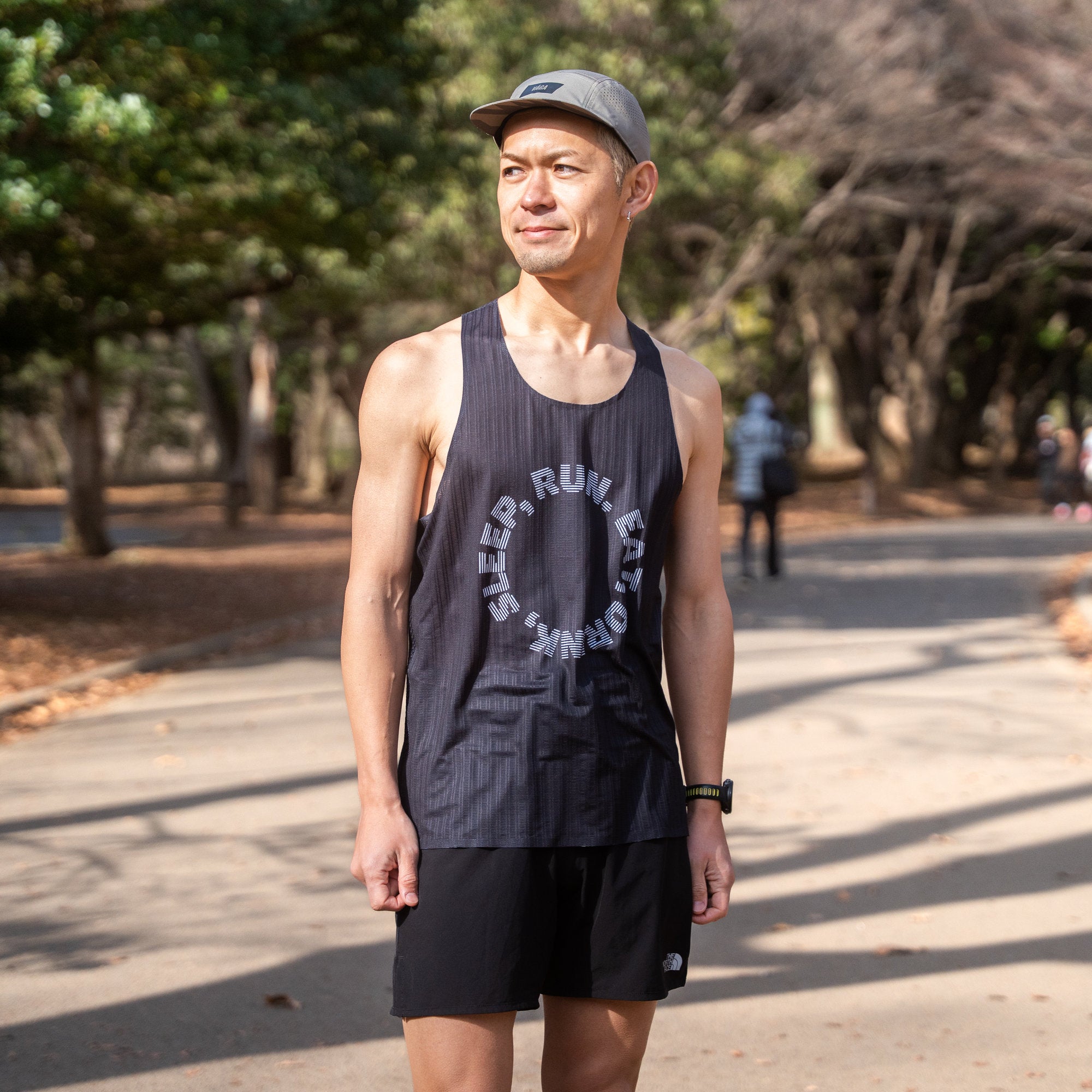 EAT DRINK SLEEP RUN / Circle Logo Performance Tank (Men’s)