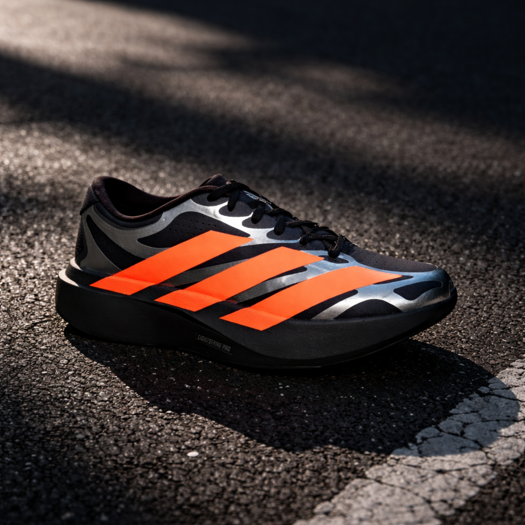 adidas ADIZERO EVO SL EXO（Men's）カーボン/ルシッドオレンジ/シルバーメタリック