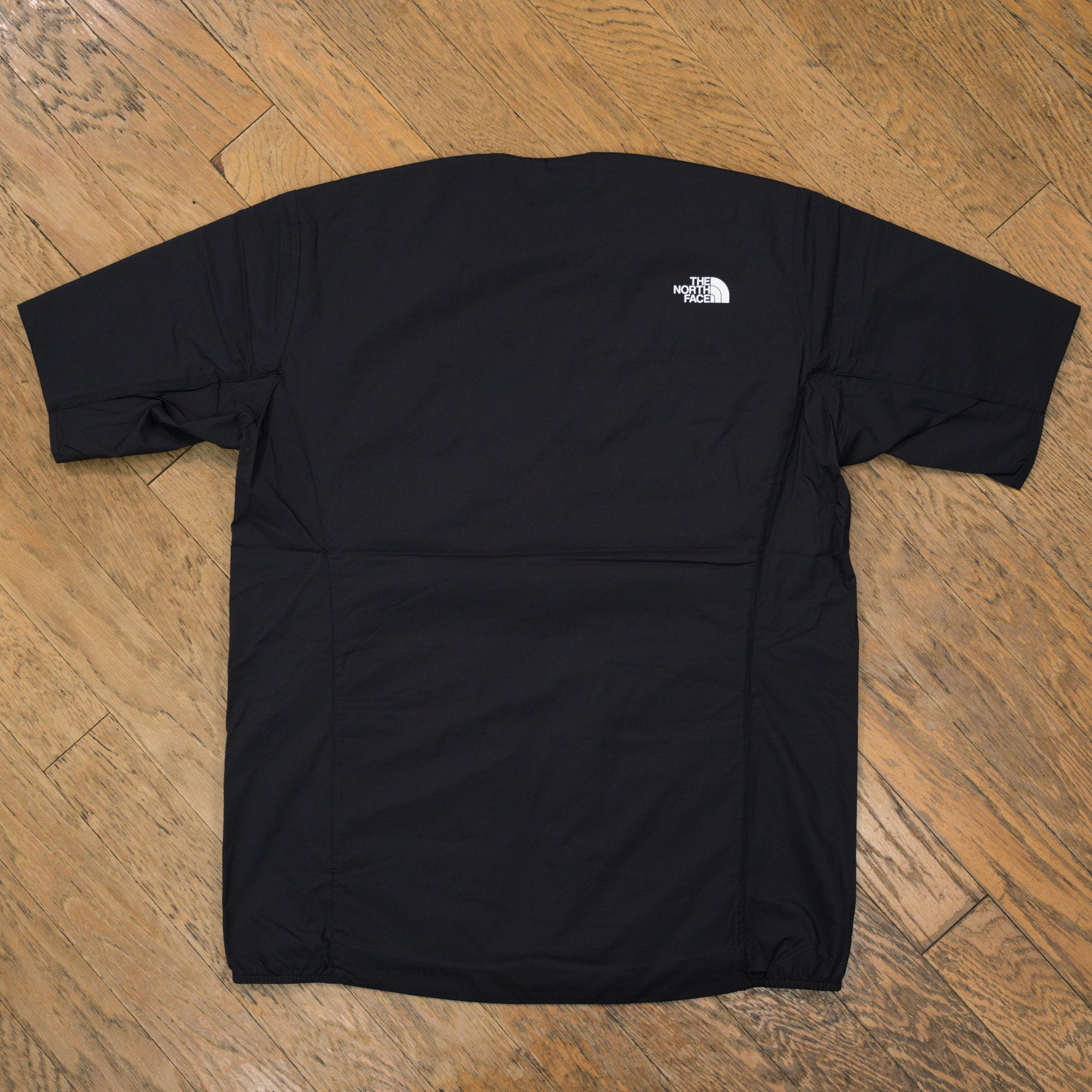 THE NORTH FACE ショートスリーブベントリックスランクルー（Unisex）