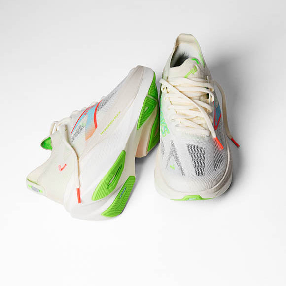 BROOKS Hyperion MAX 3 (Women's)