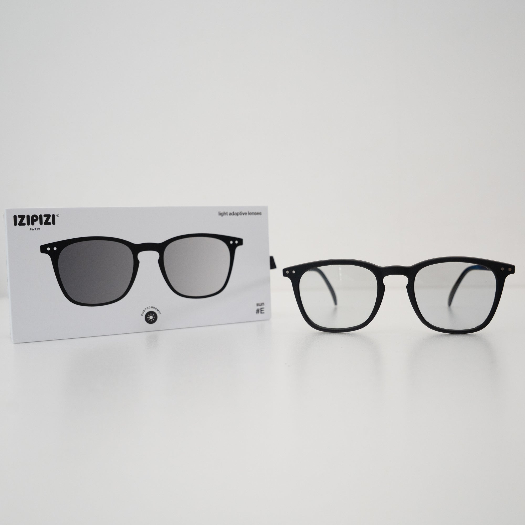 IZIPIZI SUN LIGHT ADAPTIVE #E (BLACK) 調光レンズサングラス