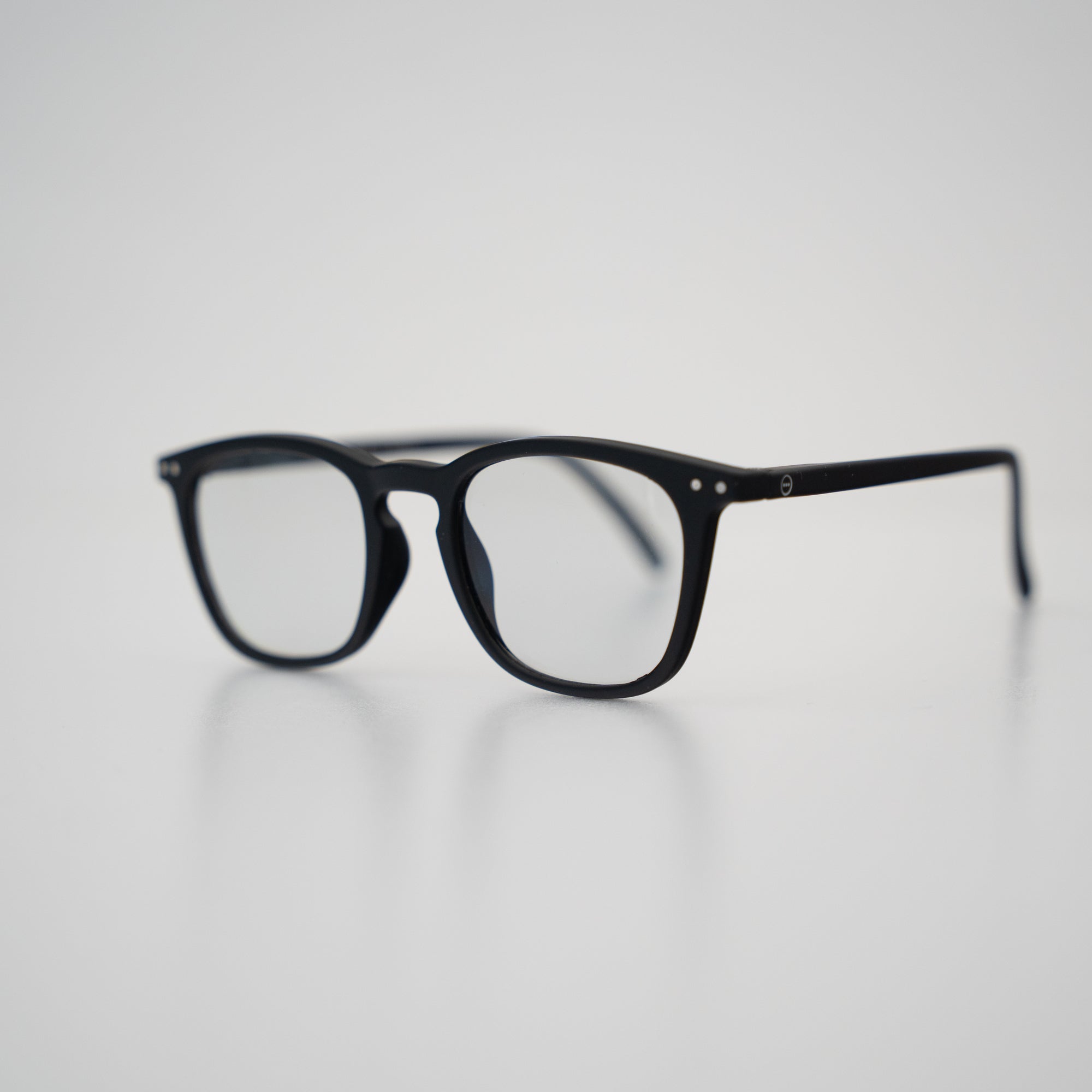 IZIPIZI SUN LIGHT ADAPTIVE #E (BLACK) 調光レンズサングラス