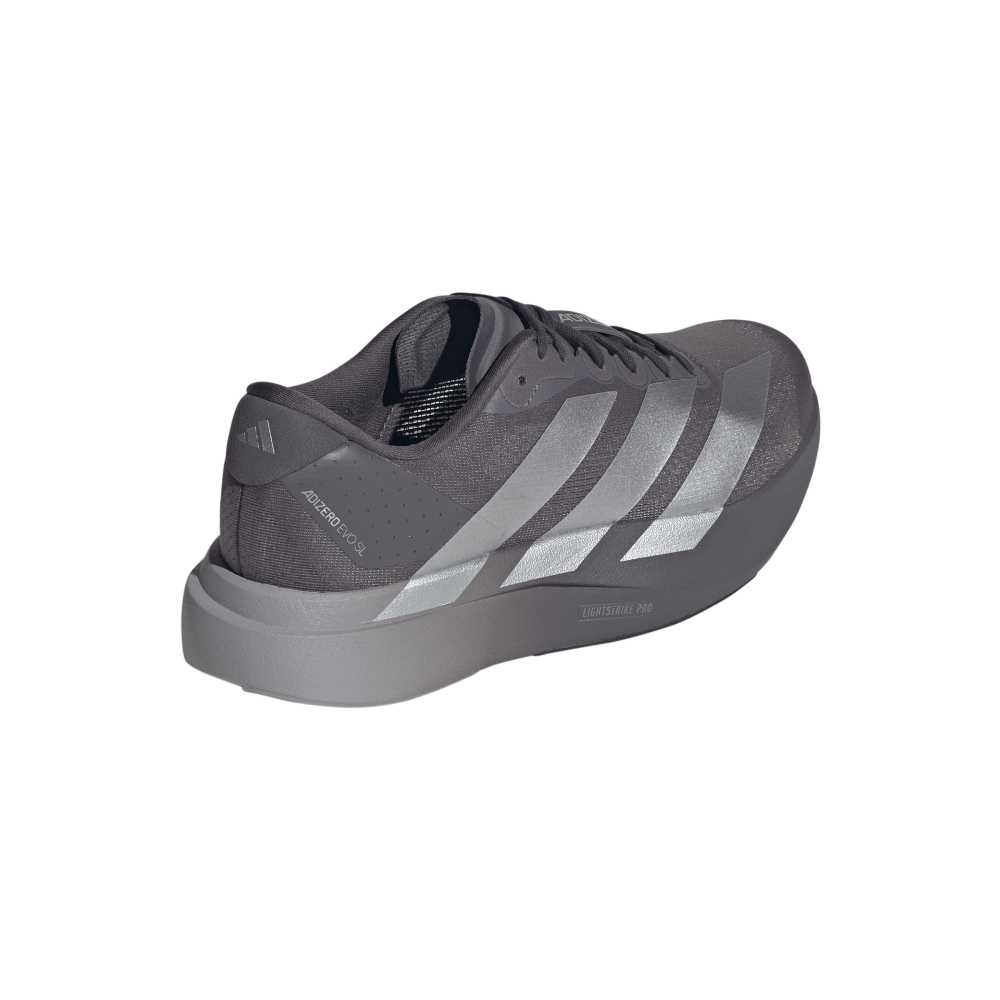 adidas ADIZERO EVO SL（Men's）グレーストレータ/シルバーメタリック/ライトグラナイト