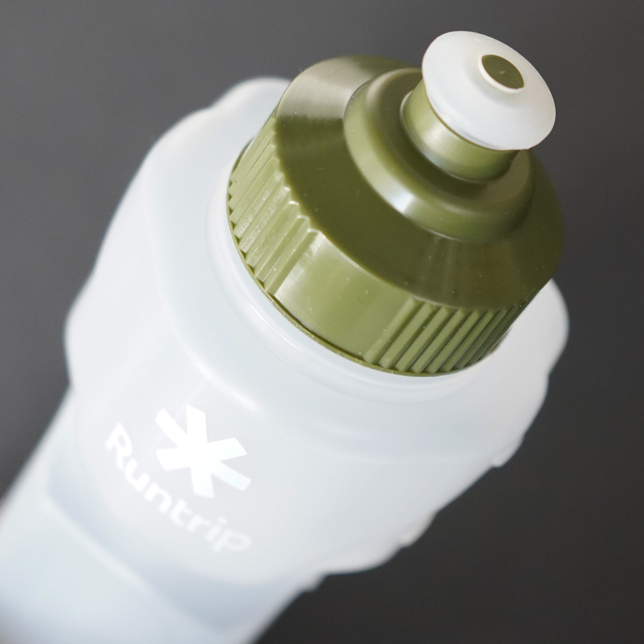 Runtrip LOGO BOTTLE｜ランニングマイボトル New Model (Khaki)