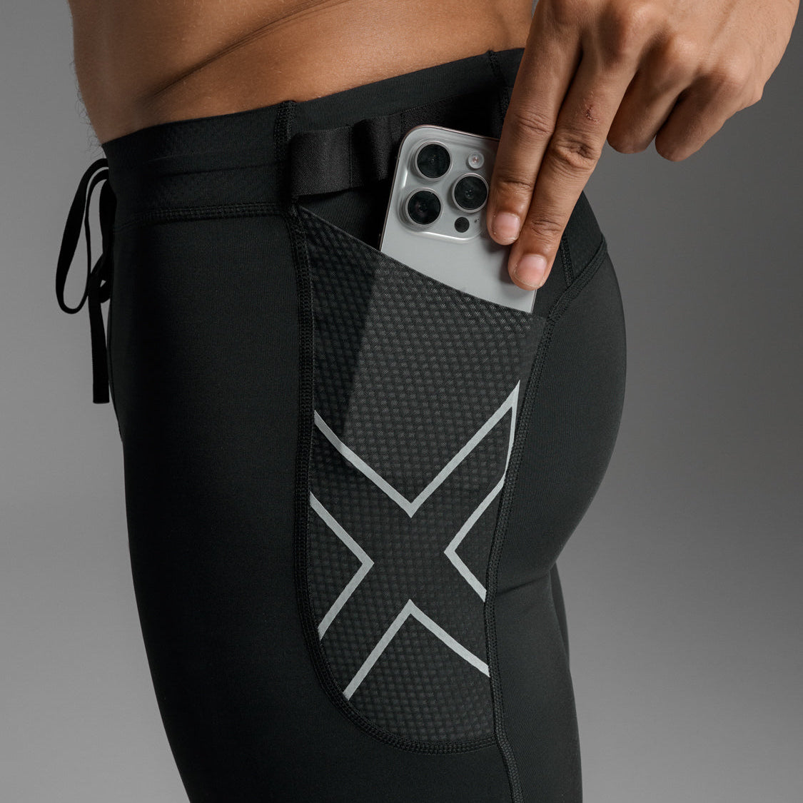 2XU メンズ エアロメッシュ コンプレッション ショート