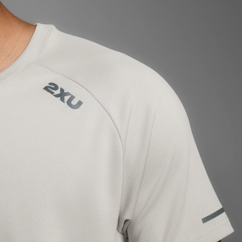 2XU | メンズ エアロ Tシャツ
