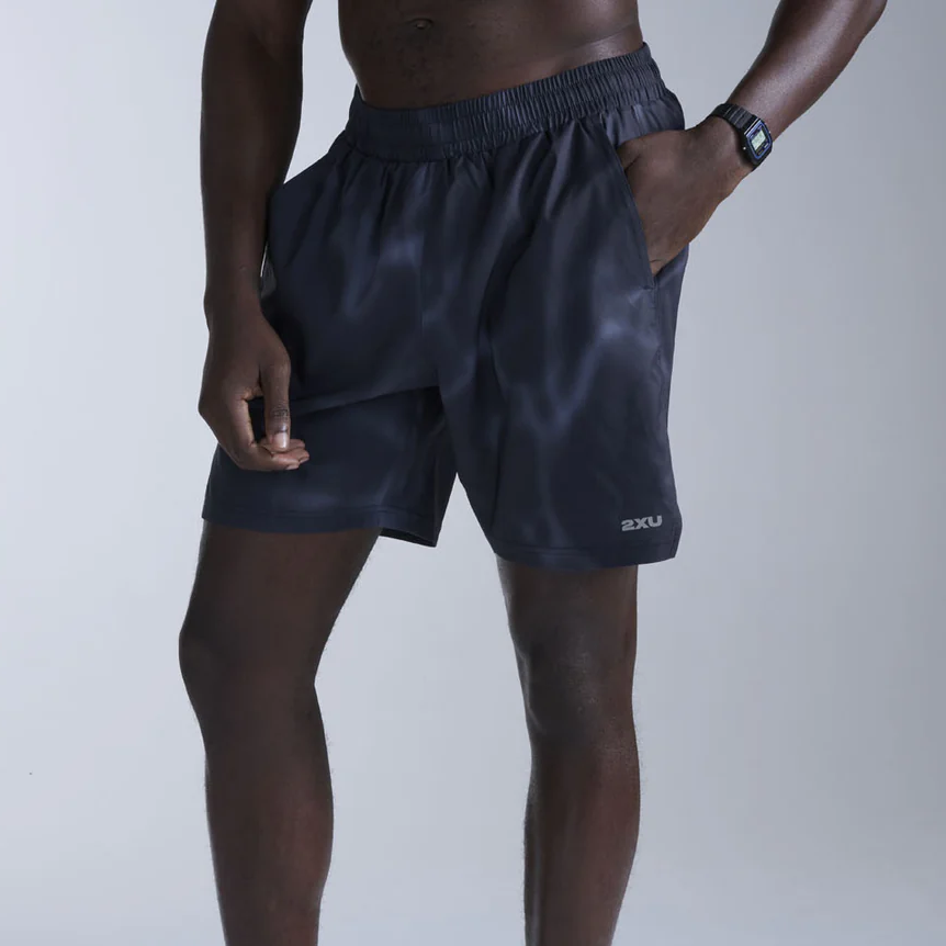2XU メンズ エアロ7インチショーツ