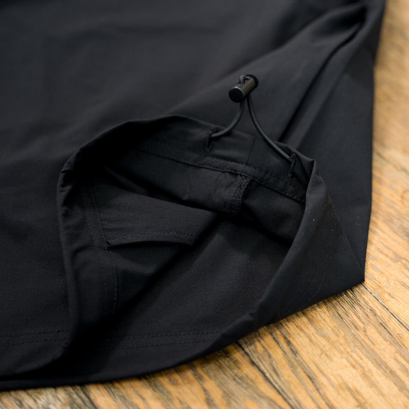 NEW ERA × Runtrip Utility Piste (Black)